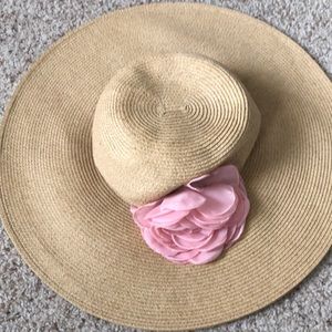 Beach hat